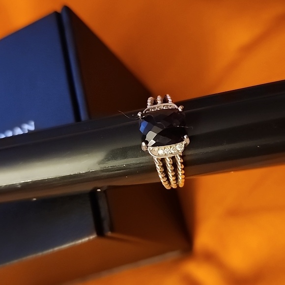 Authentic Wheaton David Yurman ring. Size 8 - Picture 8 of 16